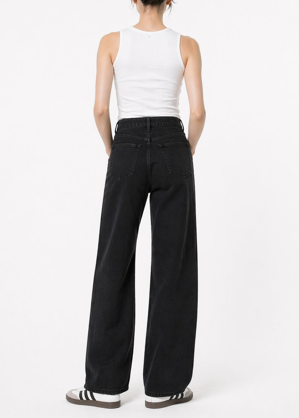 Kallie Relaxed Curve