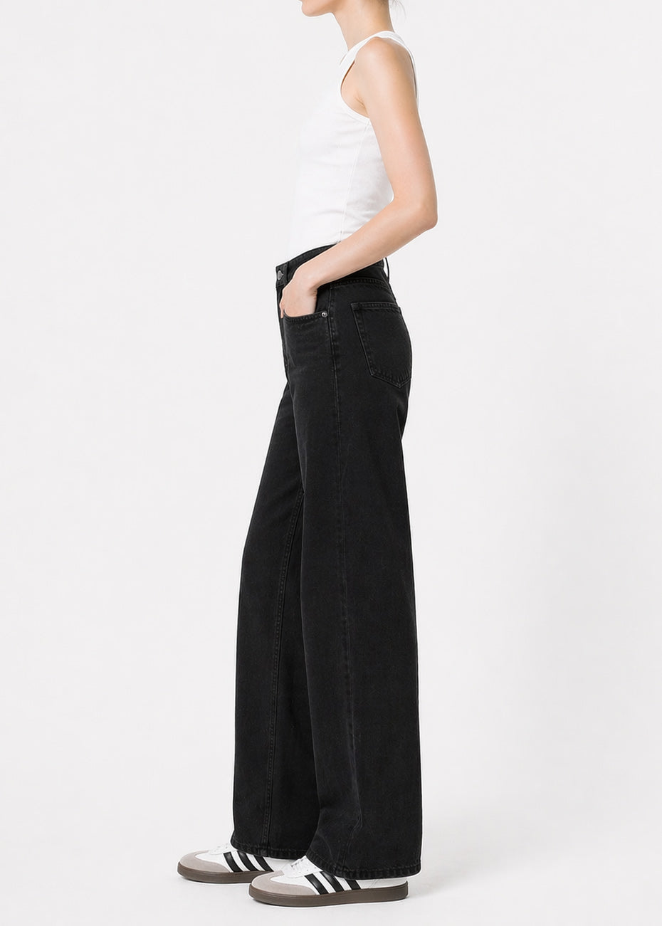 Kallie Relaxed Curve