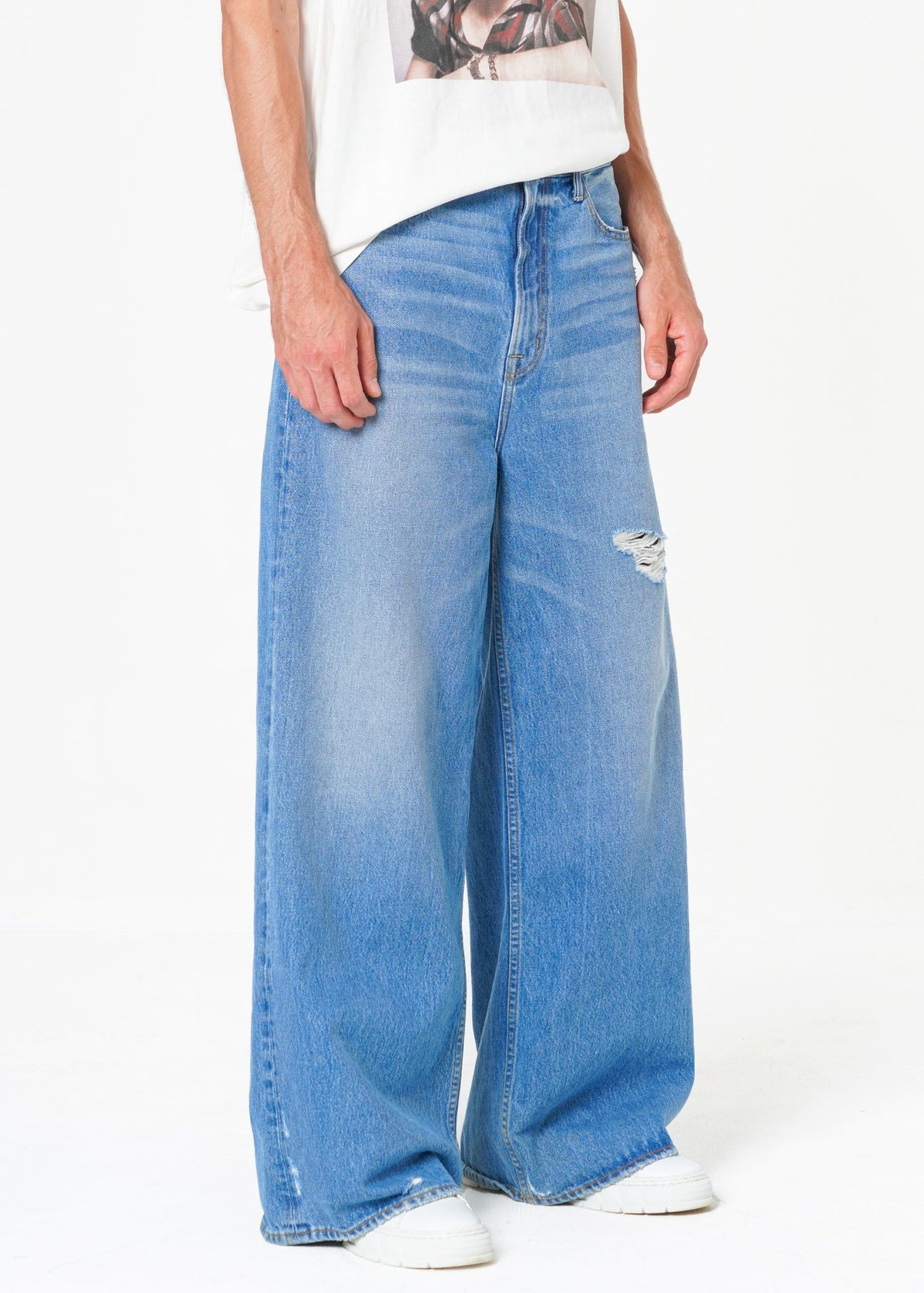Men's Wide Leg Jeans